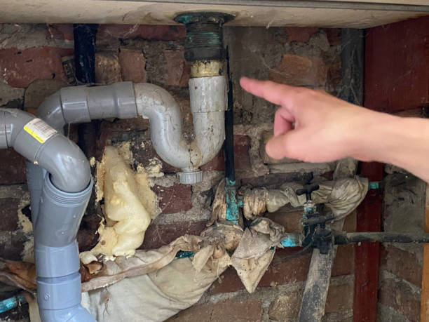 24/7 water damage repair in Upper Grand Lagoon, FL